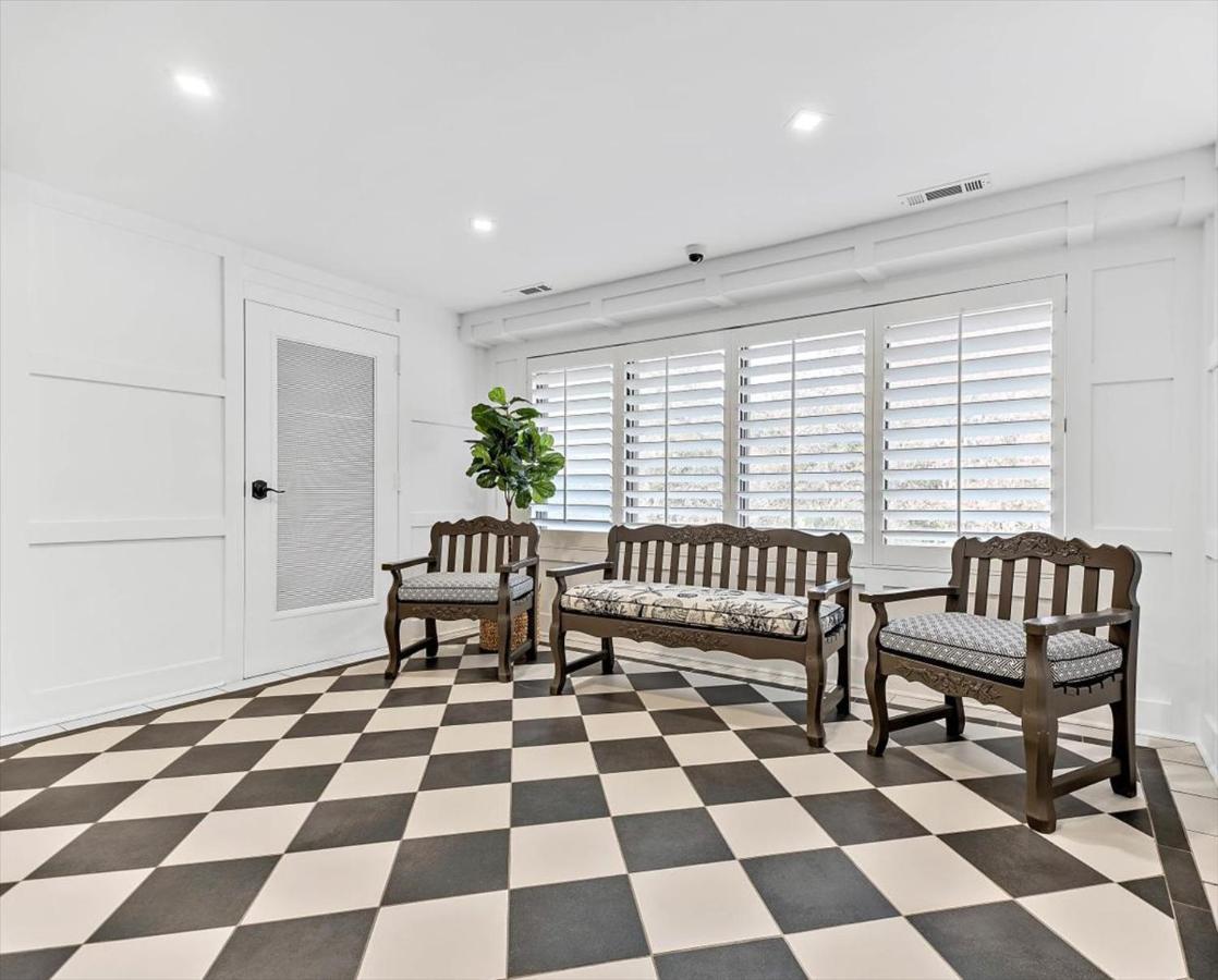 102 Apartamento *